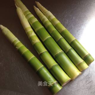 食育主题研学:竹筒饭（竹笋+糯米）的做法