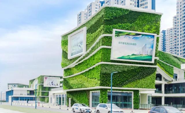 广州建成世界最大垂直绿化项目，重新定义建筑立面！