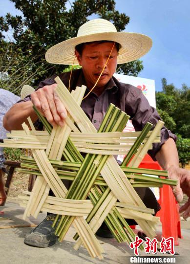 农业劳动文化活动：农民乡村趣味运动会，粮食秋收与挑拣茶籽劳动竞赛活动