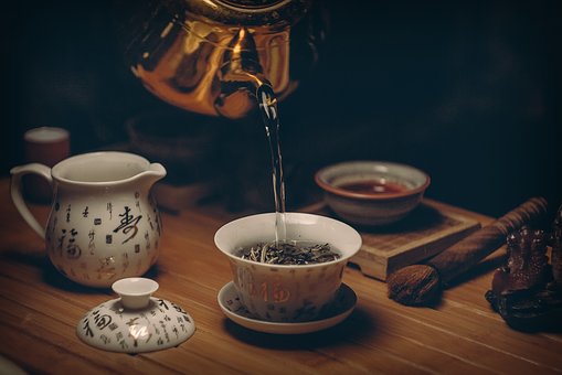 湖南舞活多彩“湘茶”产业链，陕南最大茯茶生产基地落户勉县